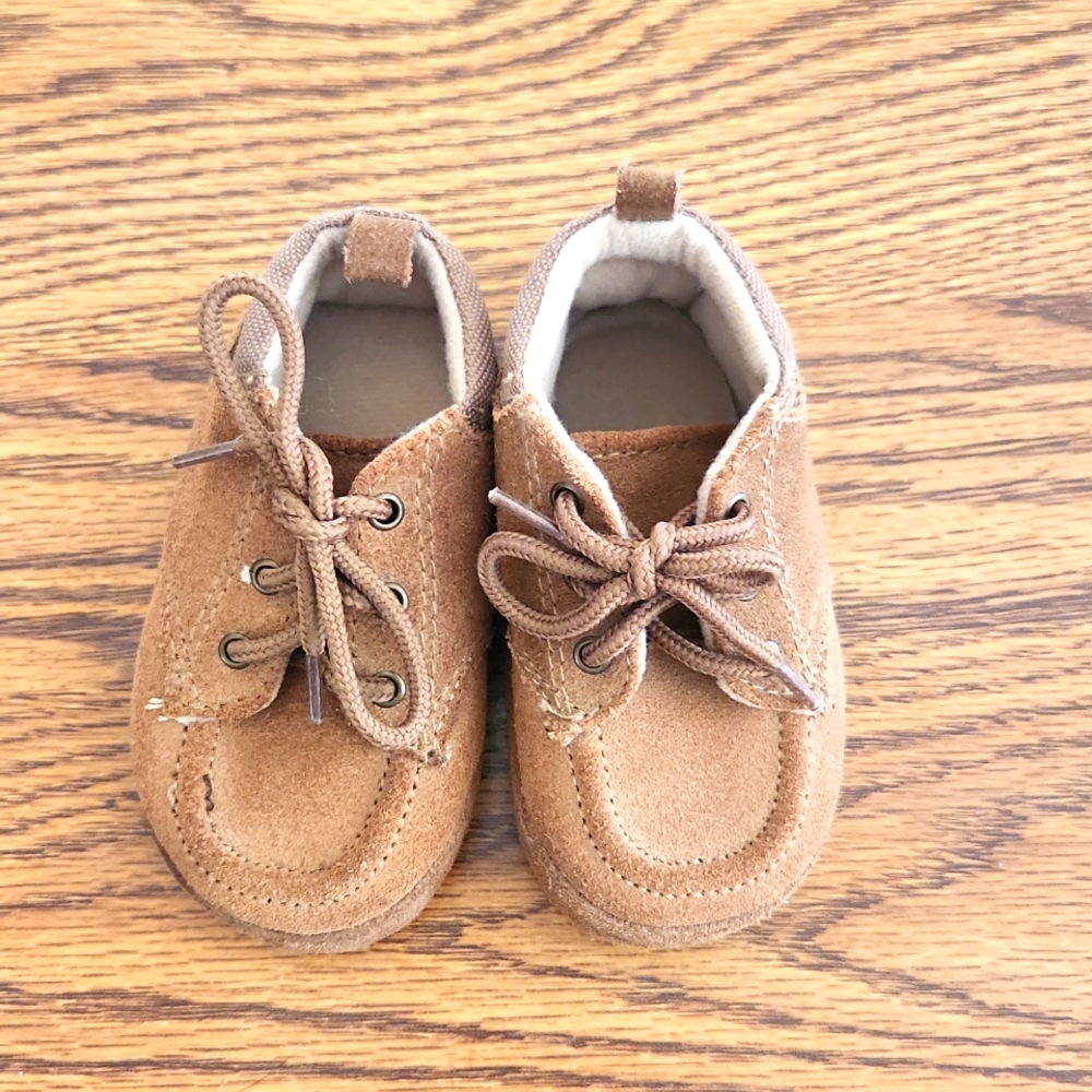 Shoes - Picture 3 of 3